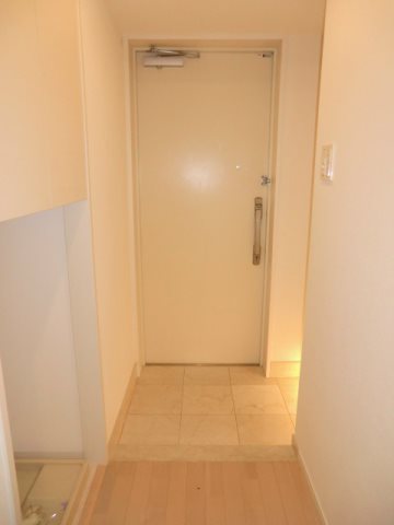 玄関　※別部屋参照