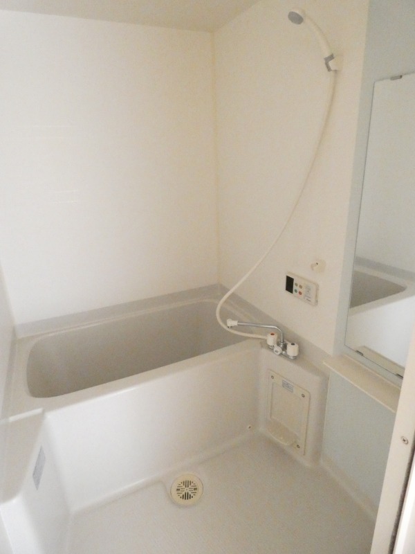 バス・シャワールーム　図面と現状に相違がある場合には現状を優先