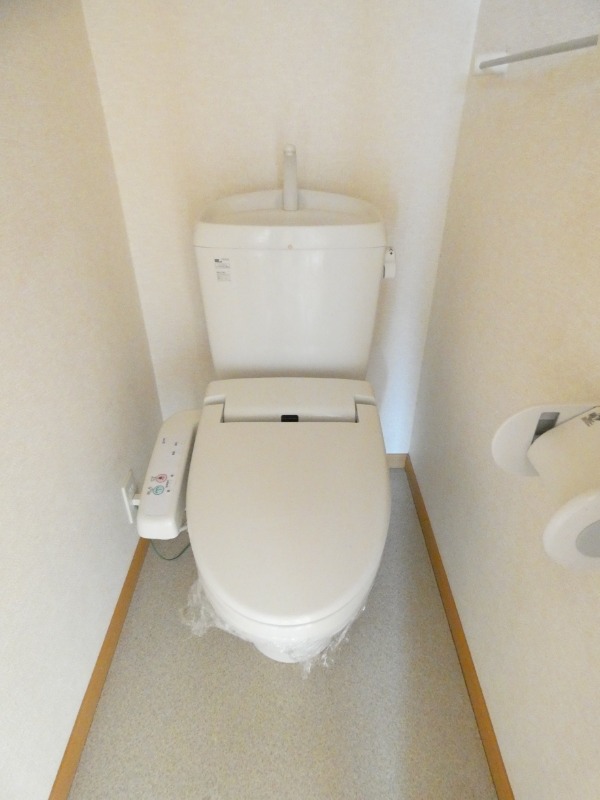 トイレ　図面と現状に相違がある場合には現状を優先