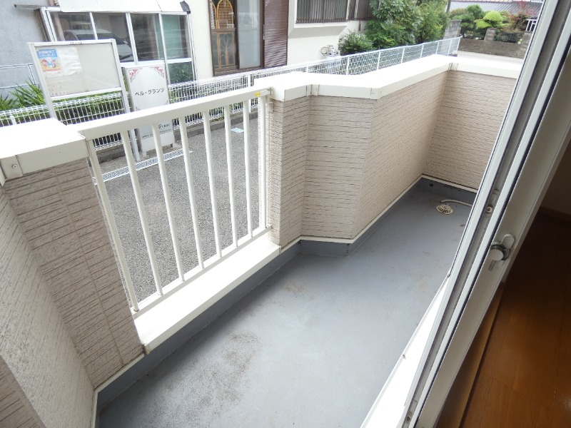 バルコニー　図面と現状に相違がある場合には現状を優先