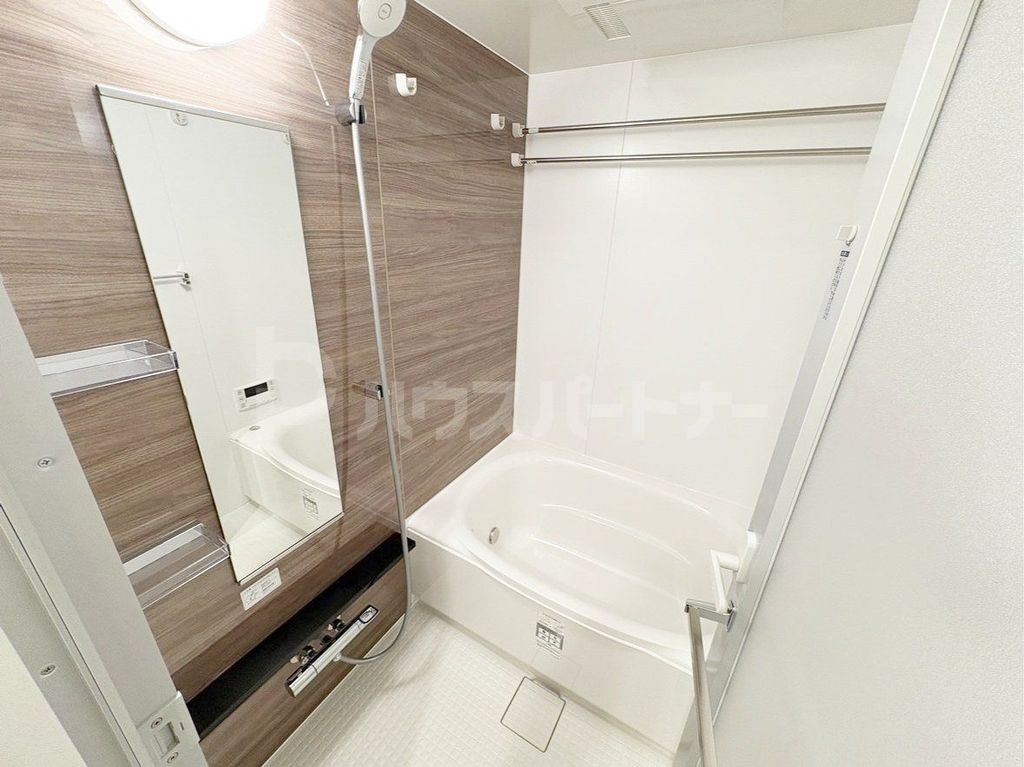 バス・シャワールーム　バス