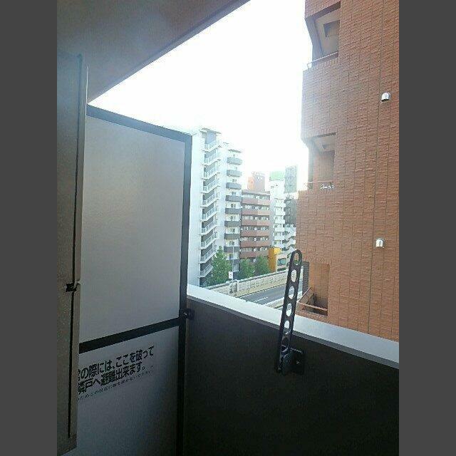 バルコニー　バルコニーあります