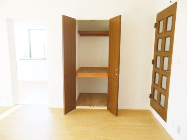 収納　★たっぷりの全室に収納あり★