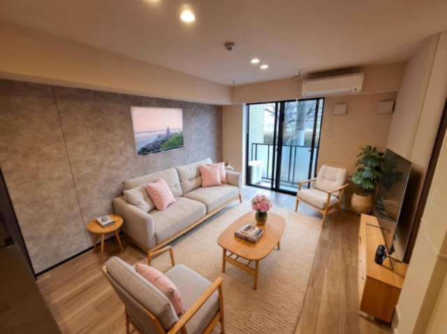 居室・リビング　「CG家具のため実際は家具が付きません」