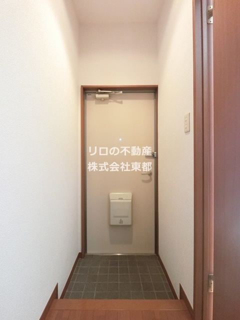 玄関　お部屋が直接見えない玄関独立♪