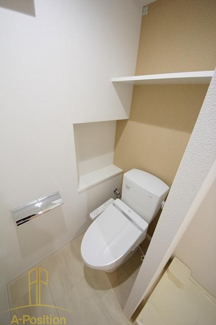 トイレ　Comenz梅田（コメンズウメダ）