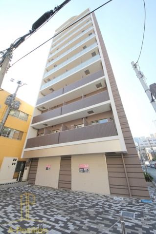 建物外観　Comenz梅田（コメンズウメダ）