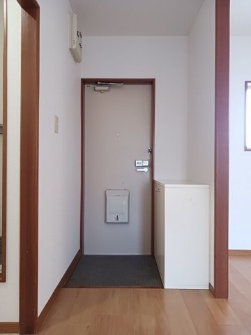 玄関　明るい玄関です