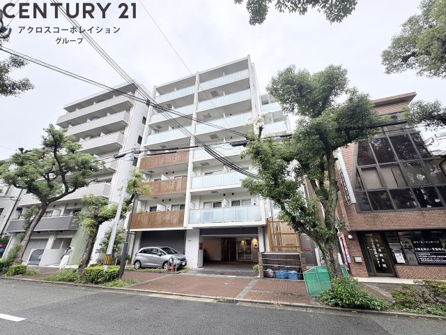 建物外観　宅配ボックス・エレベーター設置済み♪