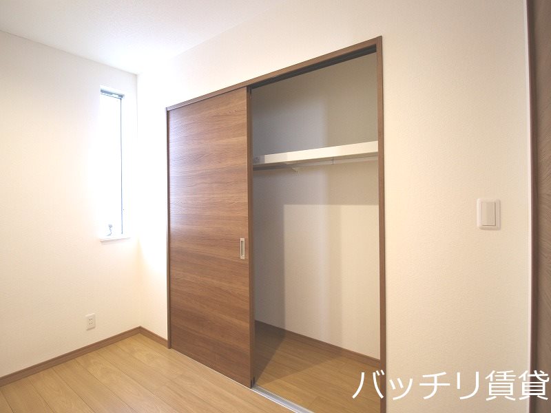 収納　画像は同型イメージの為、現況を優先いたします。