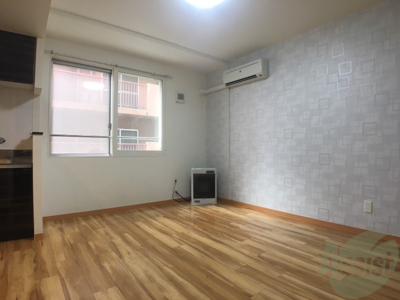 居室・リビング　広くてキレイなお部屋が広がっていて、充実した生活が送れそう。