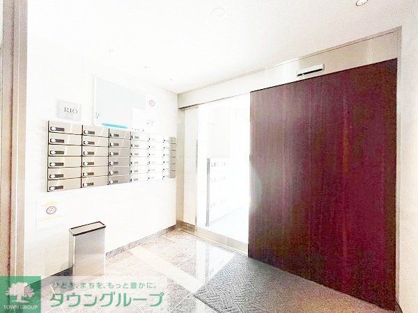 エントランス　お問合せは(株)タウンハウジングレジデンス事業部　赤坂店・…