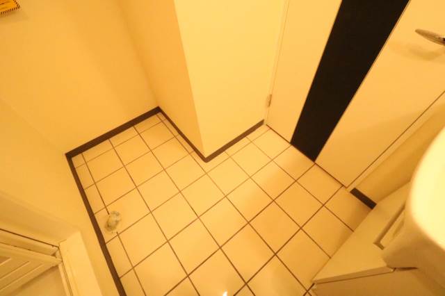 洗面設備　広々脱衣所スペース♪