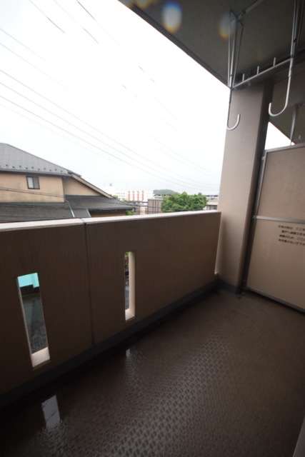 バルコニー　～今日は朝からお洗濯の予定っ～