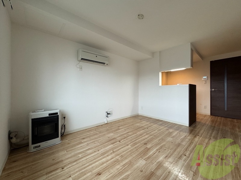 居室・リビング　広くてキレイなお部屋が広がっていて、充実した生活が送れそう。