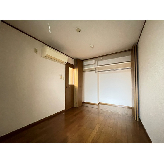 収納　間取り反転タイプの写真です