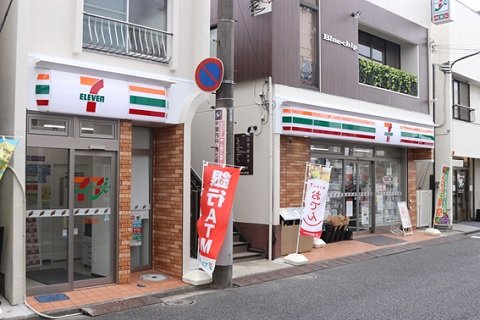 コンビニ　セブンイレブン 横浜六浦駅南店（コンビニ）まで416m
