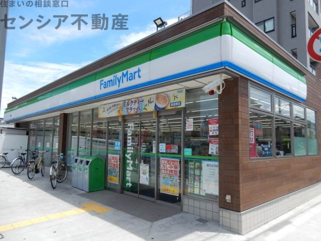 コンビニ　ファミリーマート鴫野橋店（コンビニ）まで110m