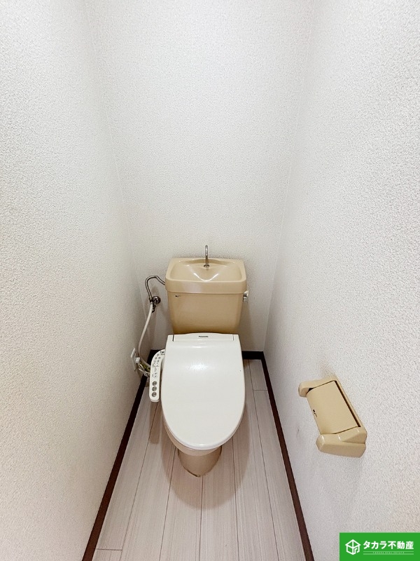 トイレ　写真は３０３号
