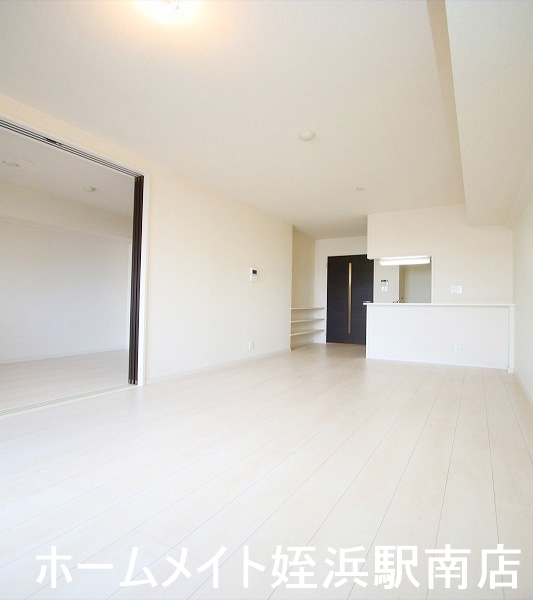 居室・リビング　★新居は築浅♪★参考写真