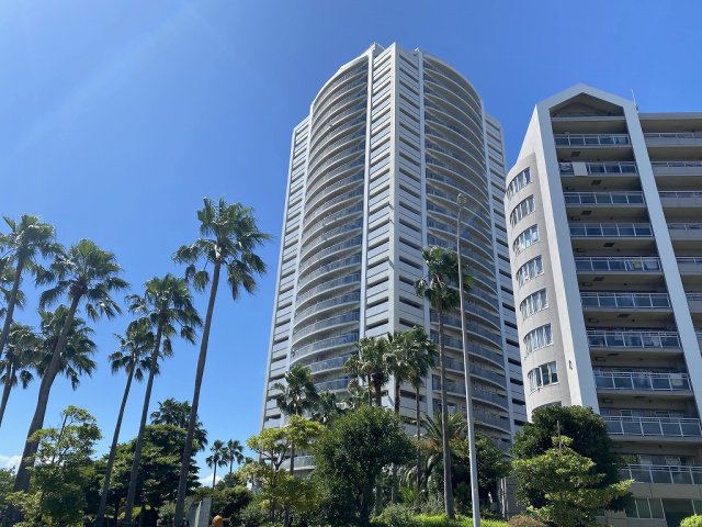 建物外観　緑と水に囲まれた夢海の街