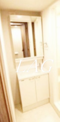 洗面設備　独立洗面台です。