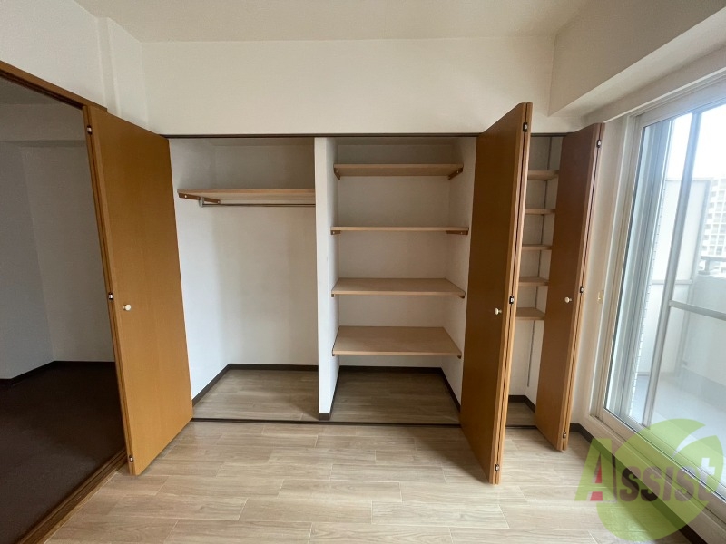 収納　寝室の収納です。部屋がすっきり片付きます。