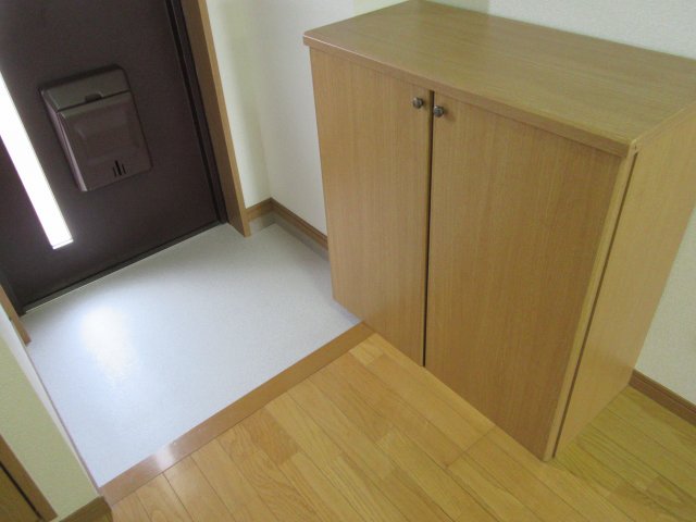 玄関　サンプル写真です