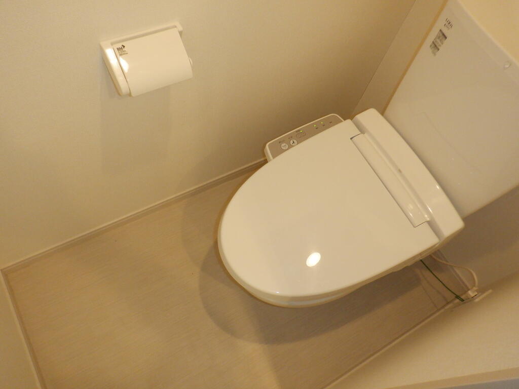 トイレ　同タイプ同モデルを使用