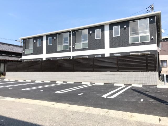 建物外観　外観写真（昼）