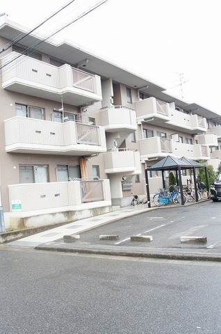 建物外観　鉄筋コンクリート造