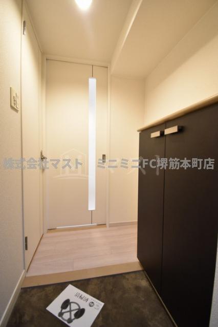 玄関　※建物内別間取参考写真