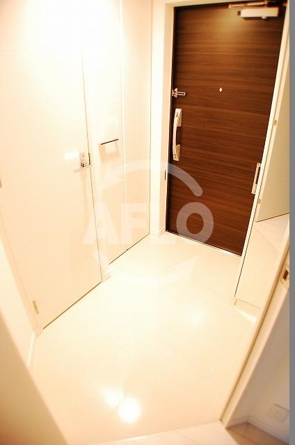 玄関　S-RESIDENCE難波Briller　玄関スペース