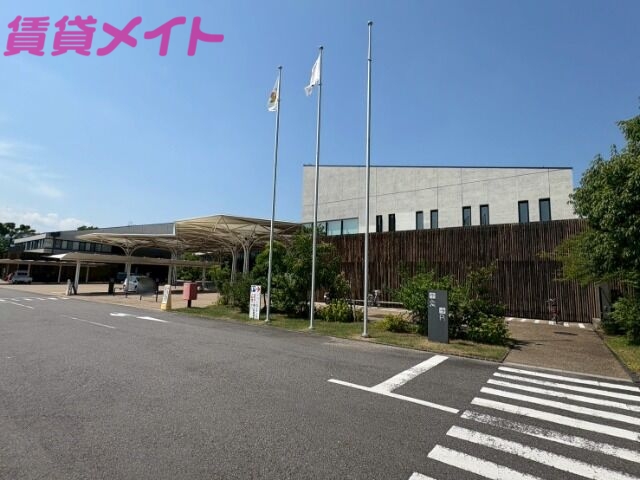 役所　いなべ市役所（役所）まで1215m