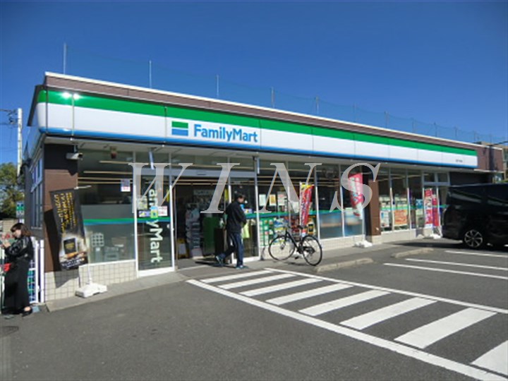 コンビニ　ファミリーマート 登戸中央店（コンビニ）まで380m