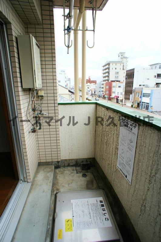バルコニー　外からの目が気にならないバルコニーで洗濯物が干せます