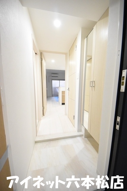 玄関　玄関からの眺めはこんな感じです。