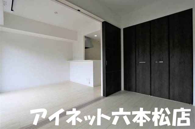 居室・リビング　広々としたリビングです。