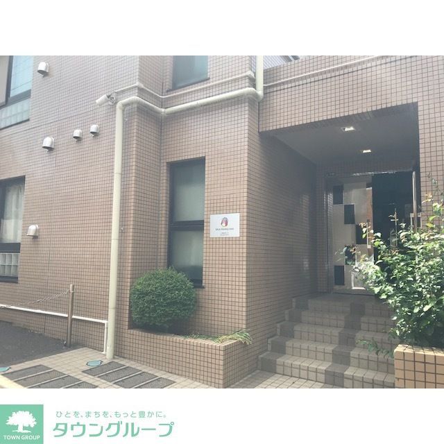 建物外観　エントランス