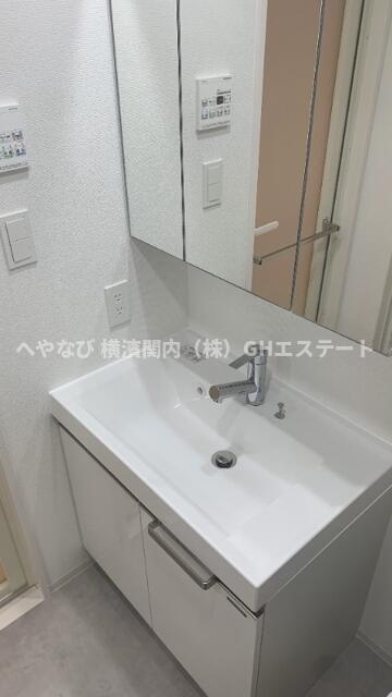 洗面設備　同仕様