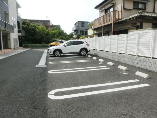 駐車場　敷地内にある駐車場です