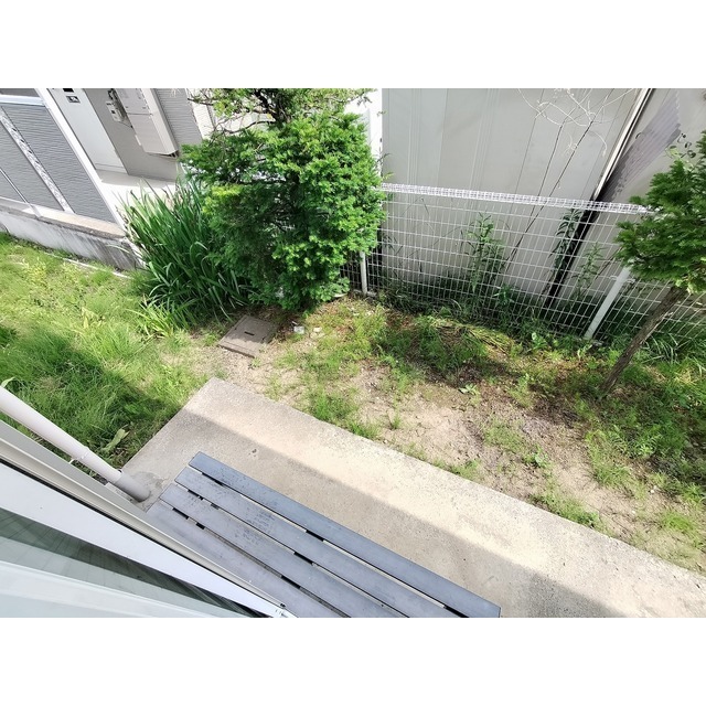 バルコニー　１Ｆはテラスになります。