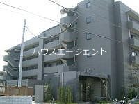 建物外観　6階建てのマンションです。