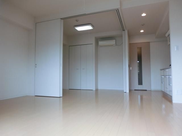 居室・リビング　広々ＬＤＫ１１．３帖