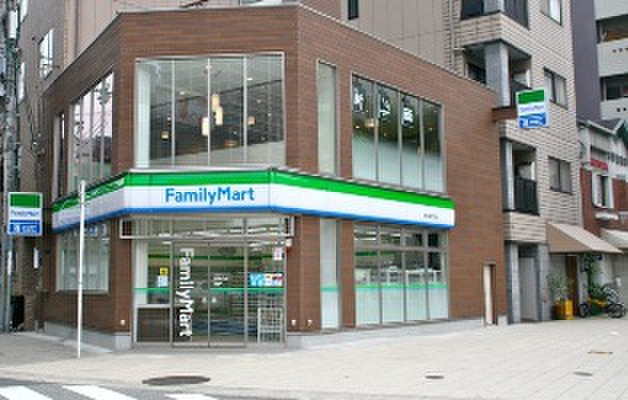 コンビニ　ファミリーマート西天満4丁目店（コンビニ）まで167m