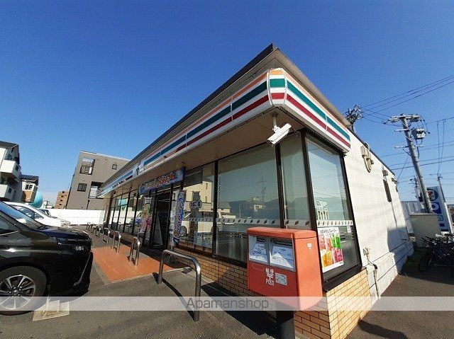 コンビニ　セブンイレブン（コンビニ）まで220m