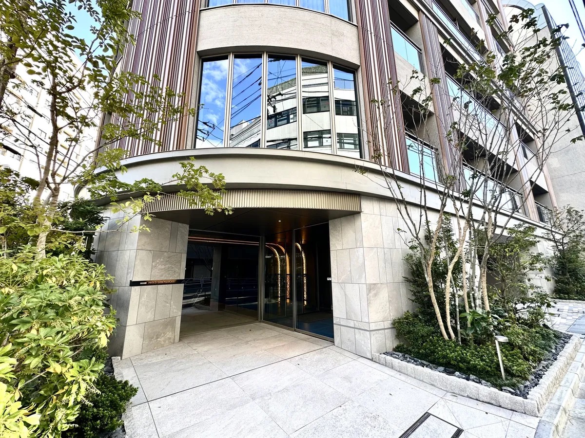 スーパー　ライフ渋谷東店（スーパー）まで300m