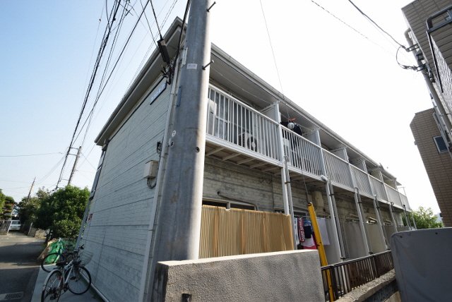 建物外観　住環境良好な立地