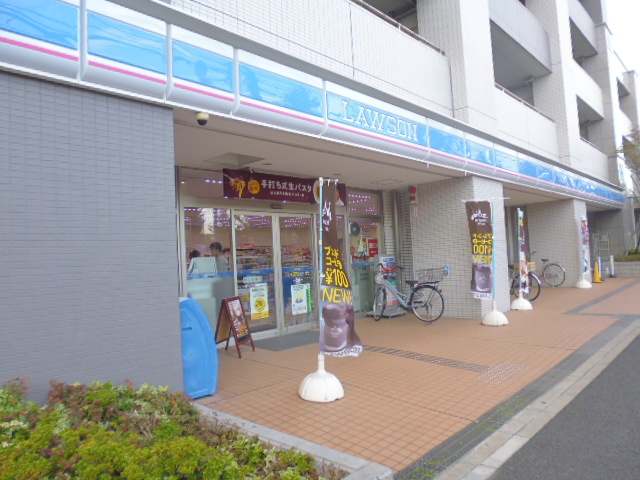 コンビニ　ローソン 新城中町店（コンビニ）まで594m