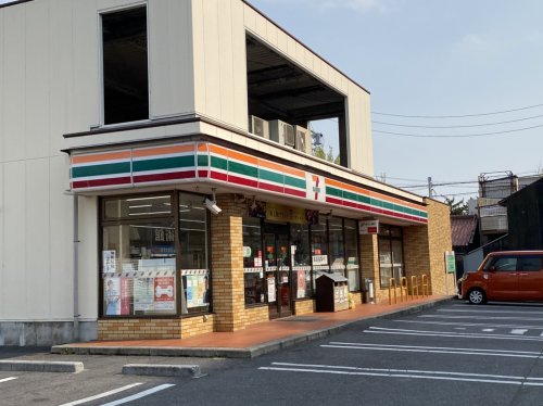 コンビニ　セブン-イレブン　名古屋稲葉地町店（コンビニ）まで436m